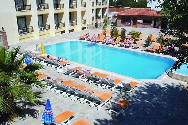 Esat Hotel Kusadasi