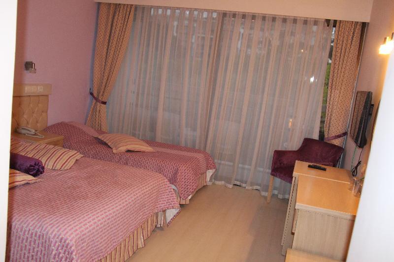Esat Hotel