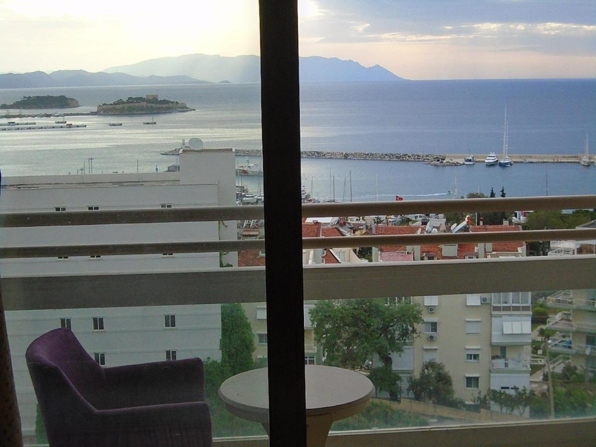 Esat Kusadası
